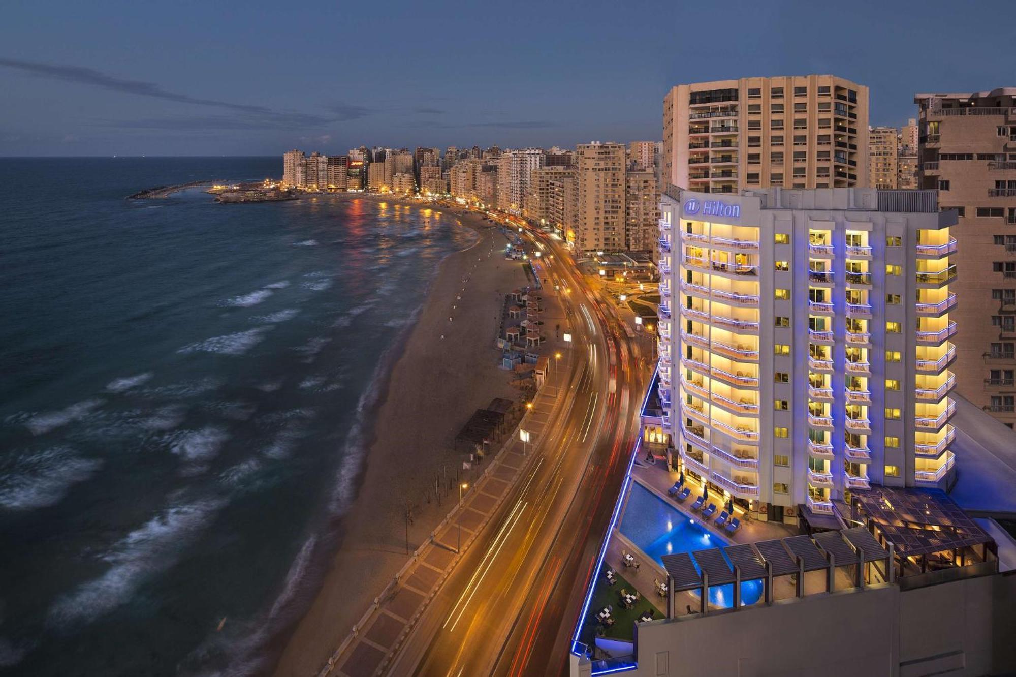 Hilton Alexandria Corniche Hotel Buitenkant foto The beachfront of Alexandria