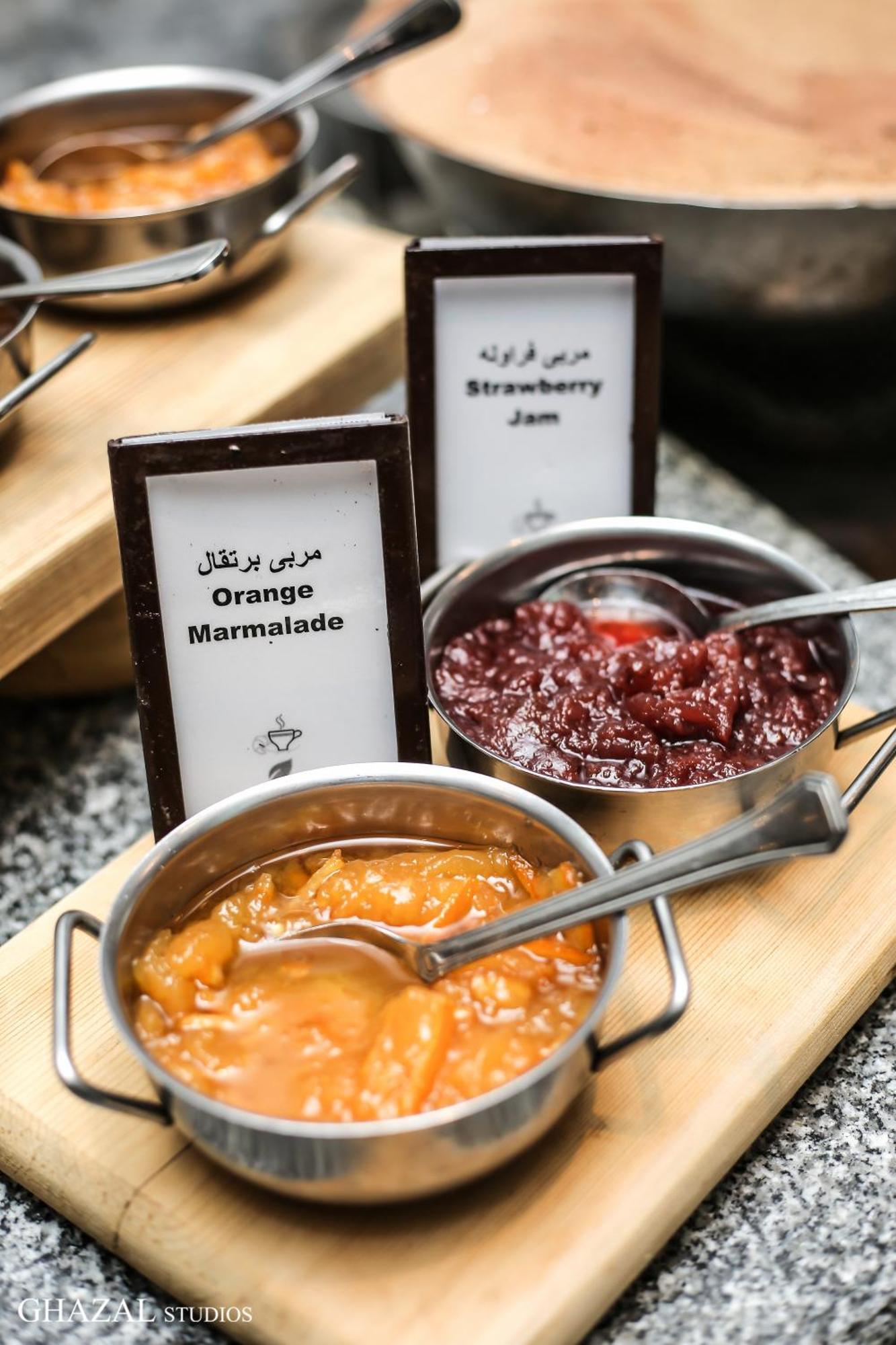 Hilton Alexandria Corniche Hotel Buitenkant foto Marmalade